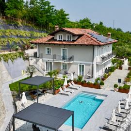 Dimora Santa Rosalia, hôtel à Alba