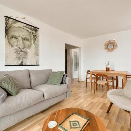 Appt 2 chambres-Parking privé-Stade de France- Paris Centre 10 min, hotel in Épinay-sur-Seine