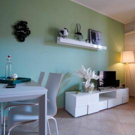 La Rugiada Earth and Sea Comfort e relax, Hotel in Itri
