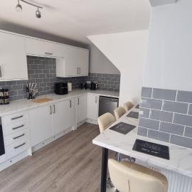 Spencer , 4 bed slp 8 semi in Lee On The Solent