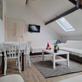 Cozy Nest by Gare du Midi