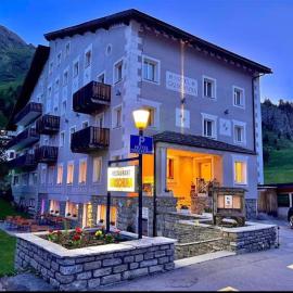 Hotel Grischuna, hotel em Bivio