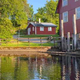 Sweet guest house with a view، فندق في Sävsjö