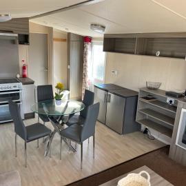 Tingdene caravan park north dene, hotel i Lowestoft