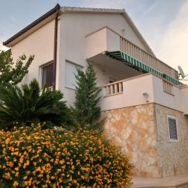 Apartments with parking space Poljica, Trogir - 24016