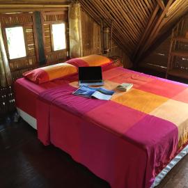 The Village House – hotel w mieście Puerto Princesa