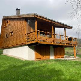 Chalet les bruyeres, hotel v mestu Corrençon-en-Vercors