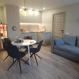 Apartamentai pas Sandra, Hotel in Dreverna