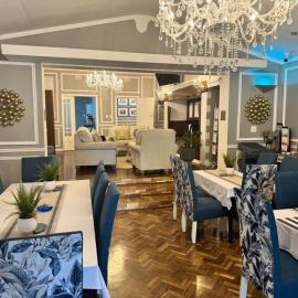 C'est La Vie Boutique Hotel, hotel em Witbank
