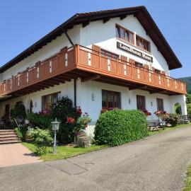 Landhaus Mast, hotel in Baiersbronn