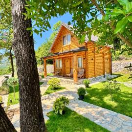 Cottage retreat- Skadar Lake, hotel di Virpazar