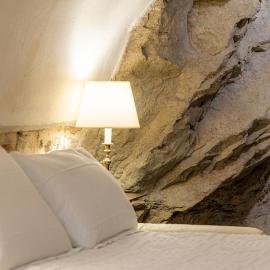 Appartamento La Grotta - Design Artigianale, hotelli kohteessa Manciano