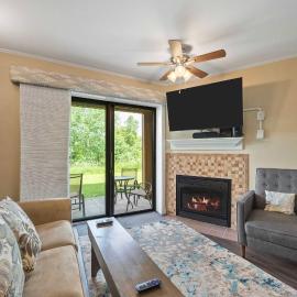 Cozy 1 Bedroom Condo Holiday Valley, hotel in Ellicottville