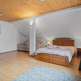 Forest Retreat with BBQ, hotel a Predeal