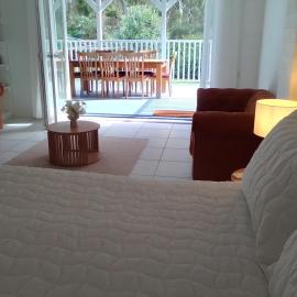 2 bedrooms private bathroom 2 queen beds own entry – hotel w mieście Long Jetty