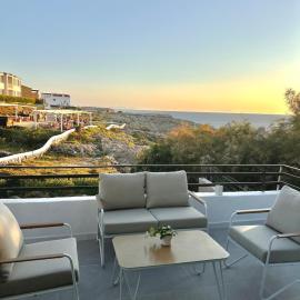 Casa LUZ - Vivir en turquesa, hotel in Cala en Forcat