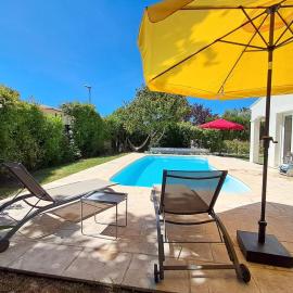 Villa au calme, jardin, piscine, jacuzzi