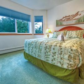 Frontier Suites Hotel in Juneau，Mendenhaven的飯店