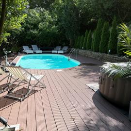 Viesnīca Luxus-Familienvilla mit privatem Pool und XXL Whirlpool, Kamin, Grill & Blick in die Weinberge pilsētā Bockenau