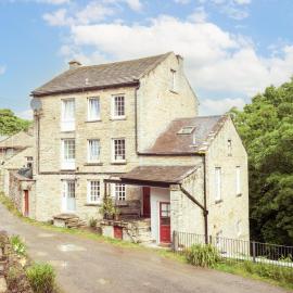 Waters Edge Apartment The Mill, hotel in West Burton