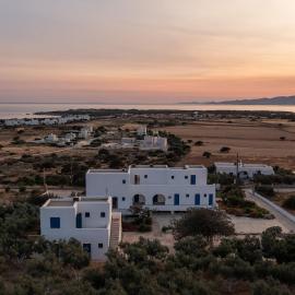 Aurea Blu Studio 11 - Sea view, nature, pure relaxation โรงแรมในAliko Beach