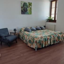 Villa Homestay Nad Helmrovkou