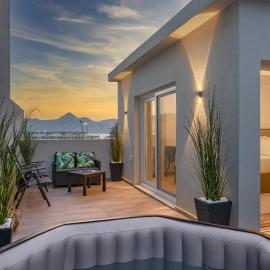 Ephantasy Living - Premium City Apartments, hotel a Iràklio