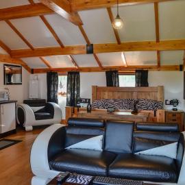 Swallow Cottage - Ukc3427, hotel u gradu 'Dalston'