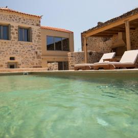 Villa Fragkaki, hotel in Oítilon