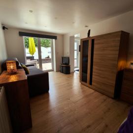 Studio moderne à proximité des 7 Meuses, hotell i Profondeville
