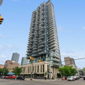 GlobalStay Modern Condos Downtown Calgary, hotel in Calgary
