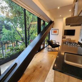 Steps to Historic C and Reforma, hotell i Mexico by