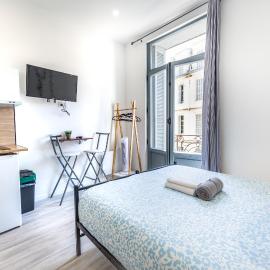 Charming Cosy Studio in Beziers town centre, hotel di Béziers