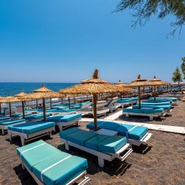Alexandros mini suites: Santorini şehrinde bir otel