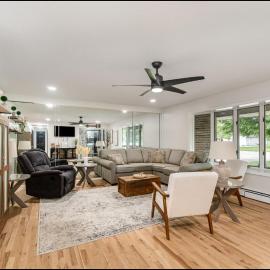Large Family Home, Sleeps 12, Handicap Accessible, Long Term Stays Welcome