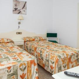 Hotel Agora, hotel em Port de la Selva