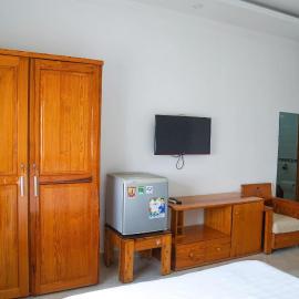 Lotus Hotel & Café, ξενοδοχείο σε Ðưc Trọng
