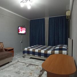 Однокомнатная квартира центр, hotel din Balkhash