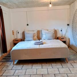 Travel Sleep & Home l Ruhige Übernachtung mit Main-Blick und Garten l Apartment und Gästezimmer