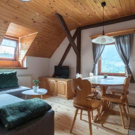 Mountain View Apartments - Pr` Potovcn`k, hotel a Dovje