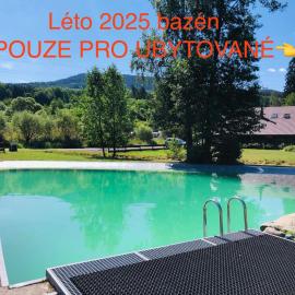 Penzion a apartmány Skipark Hraběšice, hotel en Krásné