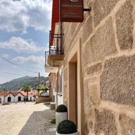 Foz House Sabor & Douro, hotel u gradu Torre de Moncorvo