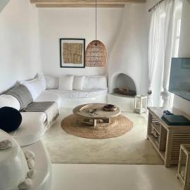 White Luxury Villa with amazing seaview and pool