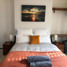 Stylish flat in Chesterfield near Peak District