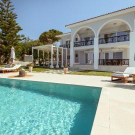 Villa Bala - Seaside Luxury Villa!