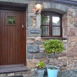 Beudy Bach - 16986, hotel en Brynsiencyn