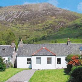 Brightwater Cottage – hotel w mieście Arnisdale