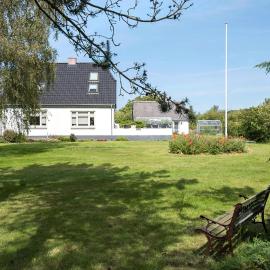 Nice Home In Farsø With Wifi, hotel Farsø városában