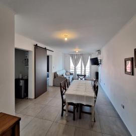 Nuevo y Equipado en Zona Céntrica con Cochera, hotel v destinaci Santa Rosa