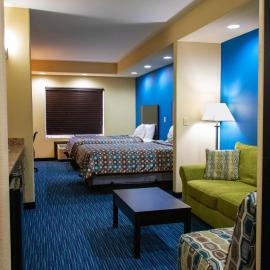 Karnes City Lodge: Karnes City şehrinde bir otel